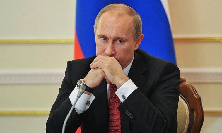 Владимир Путин отправит в отставку замглавы Росгвардии Сергея Захаркина Puin-siloviki