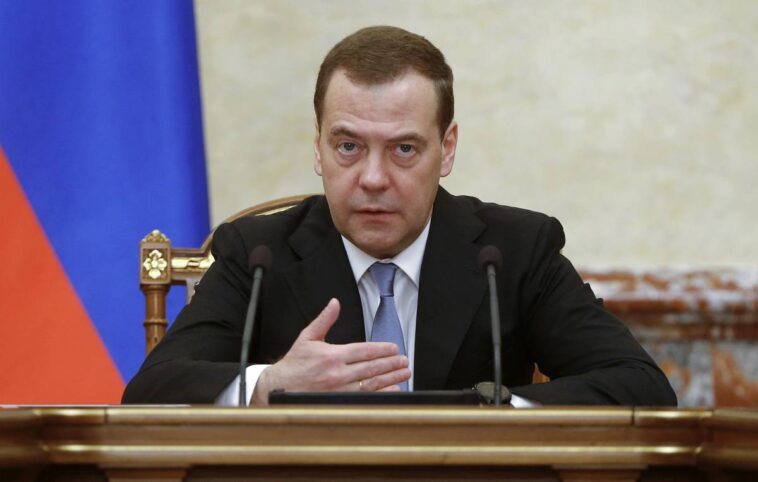 medvedev-bednost