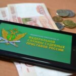 Россияне потребовали реформировать «самый неприкасаемый орган исполнительной власти в России» — ФССП sudebnyj-pristav2